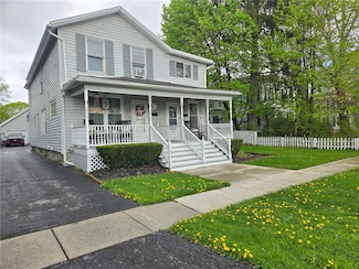 125-127 S Seward Ave, Auburn, NY 13021