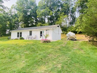 67056 Carter Lake Dr, Jones, MI 49061