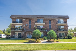 8059 W 84th St Unit 3N, Justice, IL 60458