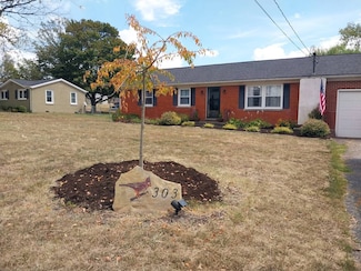 303 Pleasant Hill Dr, Harrodsburg, KY 40330