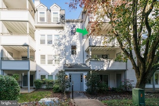 7711 Lafayette Forest Dr Unit 22, Annandale, VA 22003