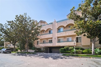 10659 Bloomfield St, North Hollywood, CA 91602