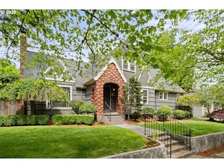 6011 NE Thompson St, Portland, OR 97213