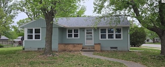 103 S West St, Buhler, KS 67522