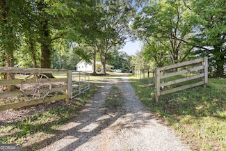 1571 Sunshine Rd, Toccoa, GA 30577