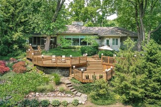 315 E 72nd St, Indianapolis, IN 46240