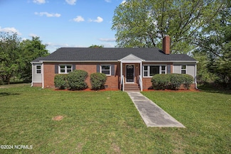103 Hancock St, Lewiston Woodville, NC 27849