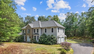 13 Moose Hollow Rd, Litchfield, NH 03052