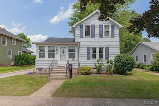 307 E Jefferson St, Blissfield, MI 49228