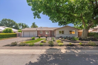 539 Los Ninos Way, Los Altos, CA 94022