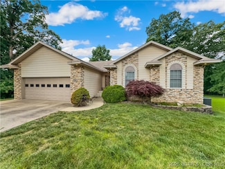 206 Wellington Ln, Gravois Mills, MO 65037