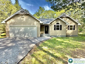 130 Piney Woods Dr, Jim Thorpe, PA 18229