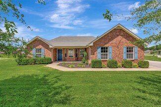 2609 Cliffside Dr, Christiana, TN 37037