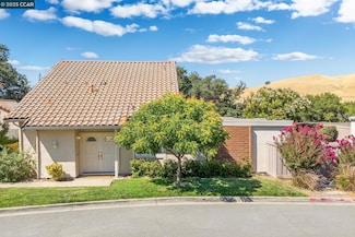 14 Mt Wilson Way, Clayton, CA 94517
