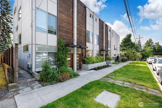 4216 30th Ave SW, Seattle, WA 98126