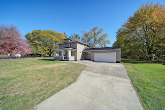 3125 Fairview Dr, Jackson, MI 49203