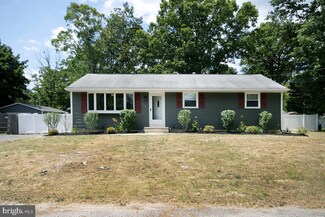 205 W Elm Ave, Berlin, NJ 08009