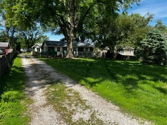 2830 NE 53rd Ct, Des Moines, IA 50317