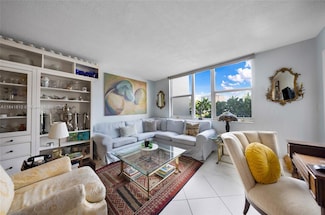 1893 S Ocean Dr Unit 209, Hallandale Beach, FL 33009