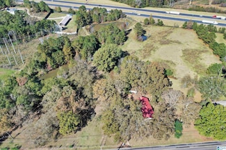 8027 Dickey Springs Rd, Bessemer, AL 35022