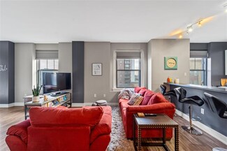 400 Walnut St Unit 602, Des Moines, IA 50309