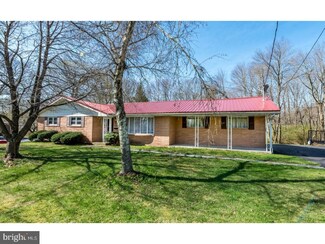 123 Lincoln Ave, Orwigsburg, PA 17961