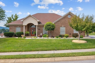 305 Kensington Dr, Morristown, TN 37814