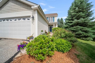 34 Mammoth Rd Unit 1, Hooksett, NH 03106