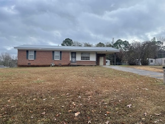 512 Bullard Dr, Red Bay, AL 35582