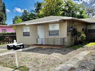 422 NE 166th St, Miami, FL 33162