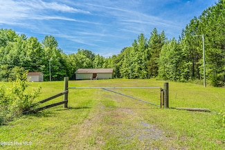 609 W 74, Rockingham, NC 28379