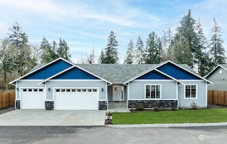 10516 Interlaaken Dr SW, Lakewood, WA 98498