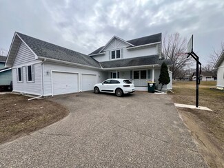 611 Bellvue Ln, Minneapolis, MN 55430