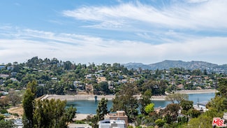 1915 Apex Ave, Los Angeles, CA 90039