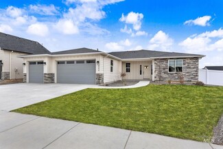 1183 W Recess Way, Kuna, ID 83634