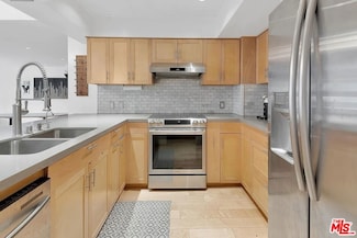 7135 Hollywood Blvd Unit 103, Los Angeles, CA 90046