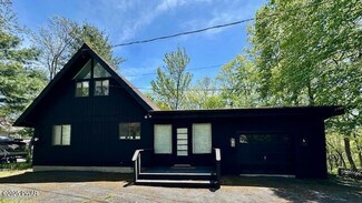 129 Highland Dr, Hawley, PA 18428