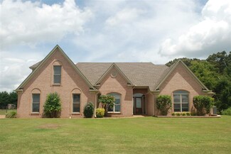 880 Jones Chapel Dr, Moscow, TN 38057
