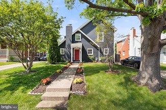 3209 12th St S, Arlington, VA 22204