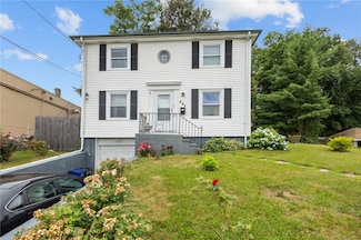 690 Killingly St, Johnston, RI 02919