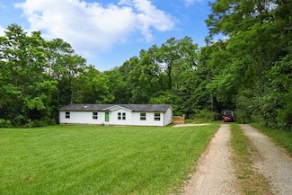 9051 Bath Rd, Brookville, IN 47012