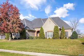 2326 Rothmore Dr SW, Huntsville, AL 35803