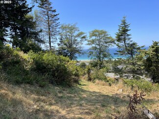 0 Wallace St Unit 119179686, Gold Beach, OR 97444