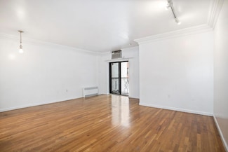 112 W 73rd St Unit 6E, New York, NY 10023