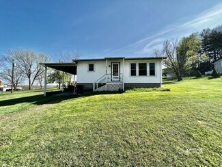4989 W Clinton St, Albany, OH 45710