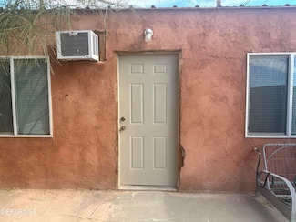 7100 Fourth St Unit B, Canutillo, TX 79835