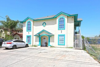 3008 Chacota St, Laredo, TX 78046