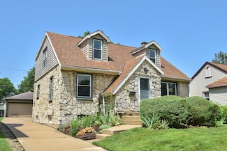 819 S 90th St, Milwaukee, WI 53214