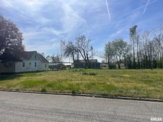 607 N East St, Jacksonville, IL 62650