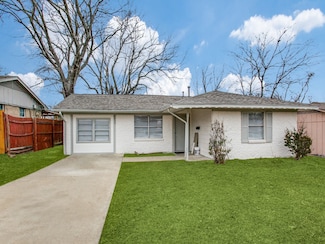 1033 Glynn Dr, Garland, TX 75040